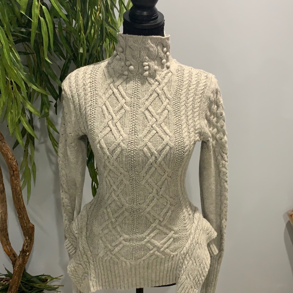 BCBHMAXAZRIA Gray Sweater
